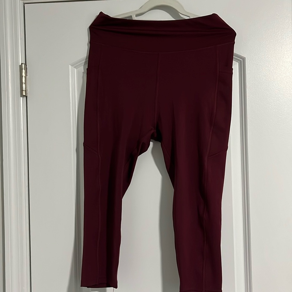 Popfit capri leggings in rich burgundy, L.